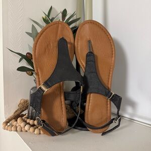 Ardene Black and Tan Women's Sandals